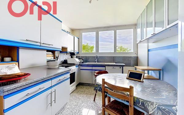 Appartement à vendre    3 pièces • 65 m2 Yerres