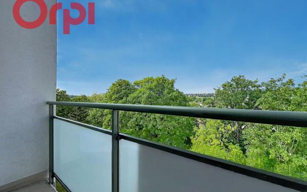 Appartement à vendre    3 pièces • 65 m2 Yerres