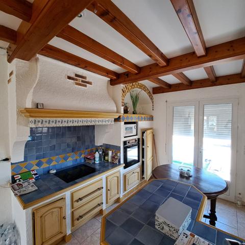 A VENDRE MAISON PLAIN PIED / JARDIN / GARAGE / PISCINE