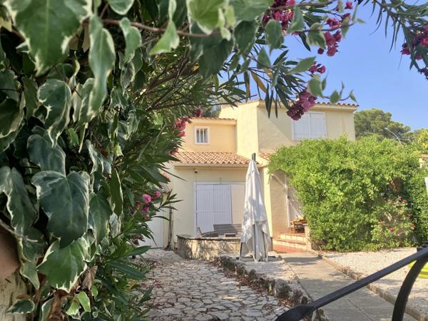 Vente Maison 4 pièces 105 m2 à Le Cannet-des-Maures