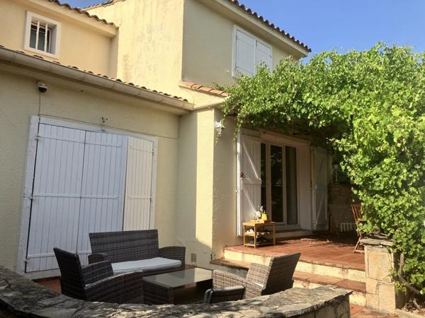 Vente Maison 4 pièces 105 m2 à Le Cannet-des-Maures
