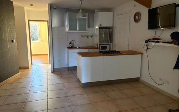 Maison à vendre    3 pièces •  Rignieux-le-Franc