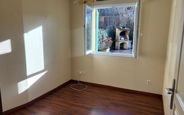 Maison à vendre    3 pièces •  Rignieux-le-Franc