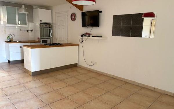 Maison à vendre    3 pièces •  Rignieux-le-Franc