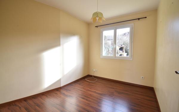 Maison à vendre    3 pièces •  Rignieux-le-Franc