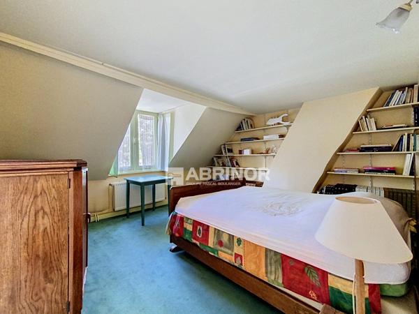 TOURCOING - MAISON SEMI-FLAMANDE DE 159m² - 4 CHAMBRES - CAVE - GARAGE - JARDIN TOURCOING