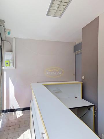 LOCAL COMMERCIAL ou PROFESSIONNEL - Centre-ville Ligny-en-barrois LOCAL COMMERCIAL ou PROFESSIONNEL - Centre-ville Ligny-en-barrois