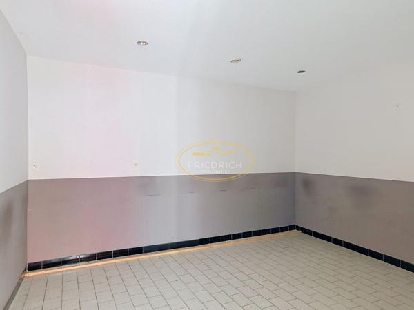 LOCAL COMMERCIAL ou PROFESSIONNEL - Centre-ville Ligny-en-barrois LOCAL COMMERCIAL ou PROFESSIONNEL - Centre-ville Ligny-en-barrois