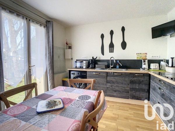 Maison traditionnelle 10 pièces de 294 m² à Plérin (22190)