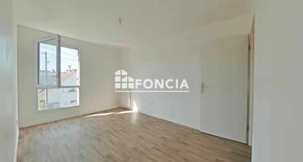 Location Appartement 4 pièces 72.76 m² - Livry-gargan 93190