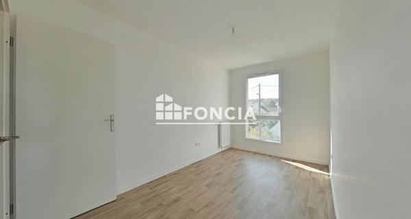 Location Appartement 4 pièces 72.76 m² - Livry-gargan 93190