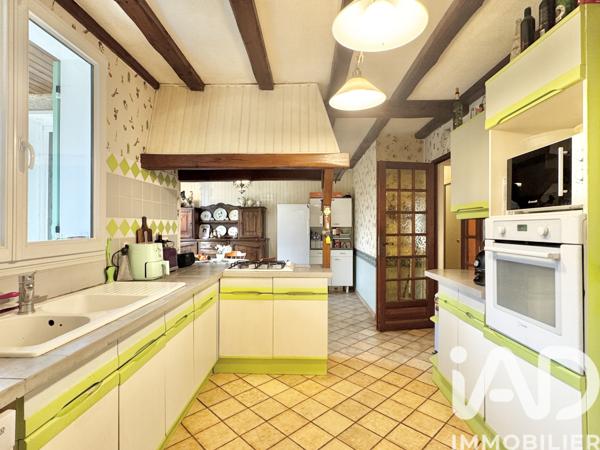 Maison à vendre 8 pièces 197 m² Saint-Germain-lès-Corbeil