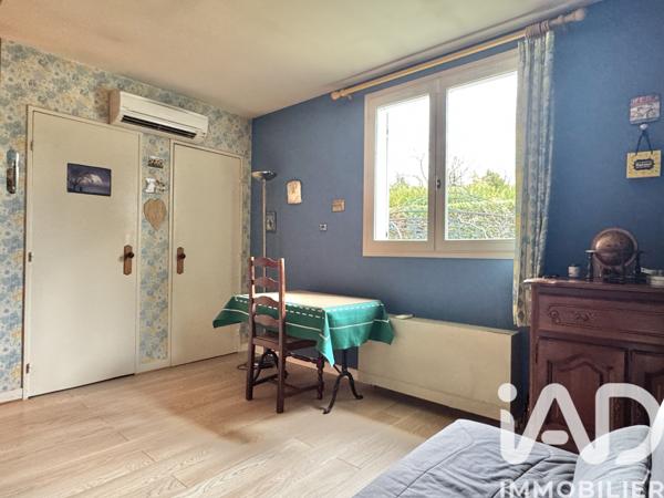 Maison à vendre 8 pièces 197 m² Saint-Germain-lès-Corbeil