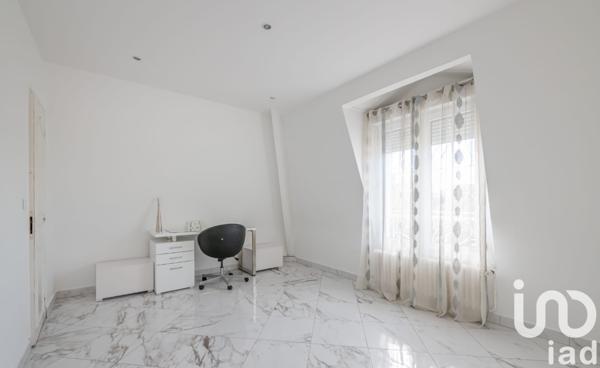 Maison à vendre 10 pièces 367 m² Melun