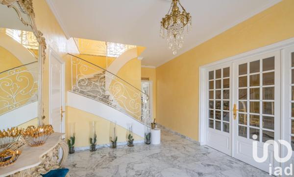 Maison à vendre 10 pièces 367 m² Melun