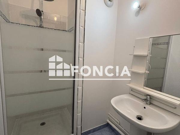 Location Appartement 5 pièces 100.15 m² - 1 RUE GERMAINE TILLON La Queue En Brie 94510