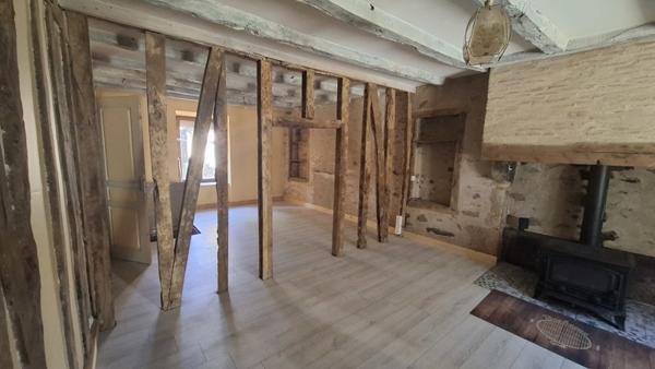 Maison à vendre 93 415 € Cognac-la-Forêt 5 p 117 m² DPE D