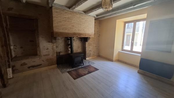 Maison à vendre 93 415 € Cognac-la-Forêt 5 p 117 m² DPE D