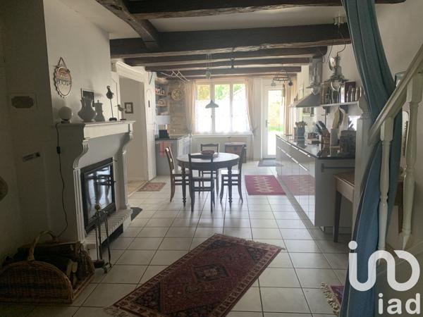 Maison 7 pièces de 211 m² à Haute-Amance (52600)