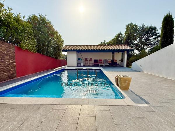 Maison
         6 pièces
        - 170 m² Bien prestige
