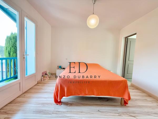 Maison
         6 pièces
        - 170 m² Bien prestige