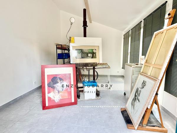 Maison
         6 pièces
        - 170 m² Bien prestige