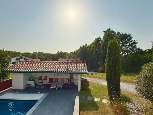 Maison
         6 pièces
        - 170 m² Bien prestige