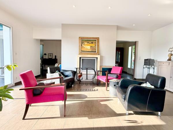 Maison
         6 pièces
        - 170 m² Bien prestige