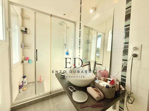 Maison
         6 pièces
        - 170 m² Bien prestige