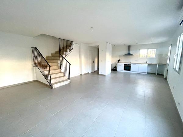 Charleval T4 avec garage