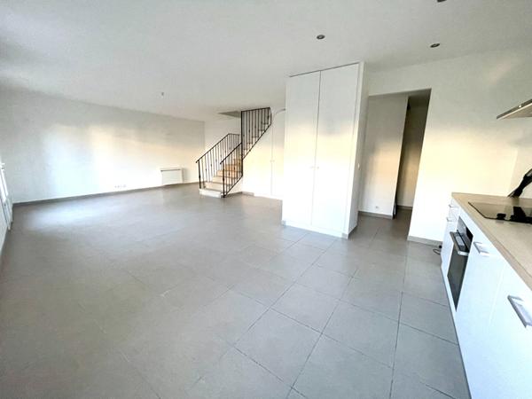 Charleval T4 avec garage