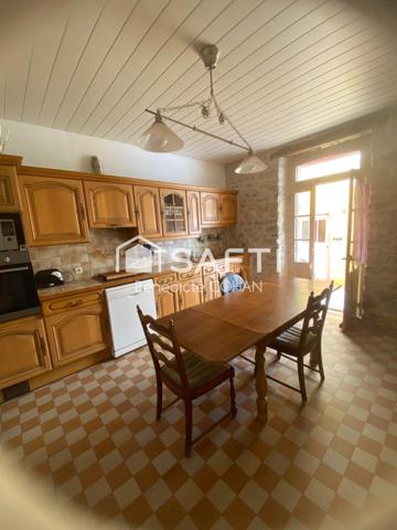 MAISON ANCIENNE DE CARACTÈRE – 146 m² – 4 CHAMBRES – JARDIN & DÉPENDANCES – BON RENDEMENT ÉNERGÉTIQUE (C)