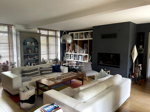 Maison 7 pièce(s) 157 m2 à Guyancourt / Bouviers