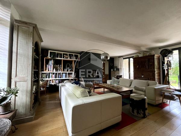 Maison 7 pièce(s) 157 m2 à Guyancourt / Bouviers