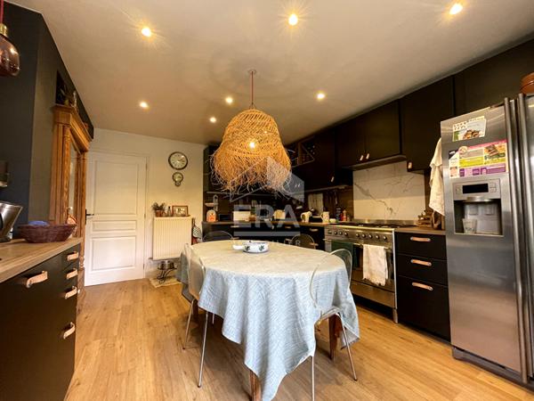 Maison 7 pièce(s) 157 m2 à Guyancourt / Bouviers