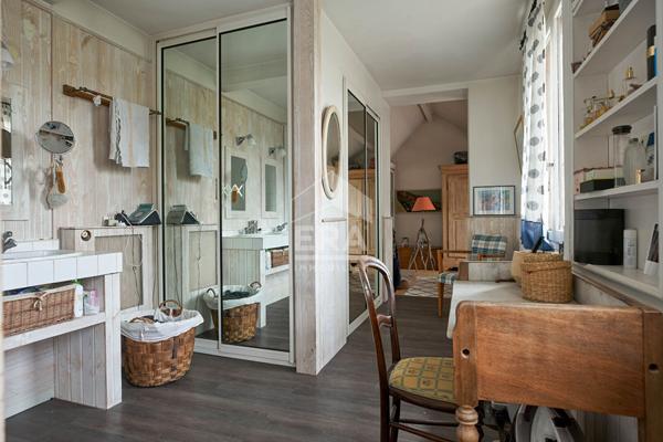 Maison 7 pièce(s) 157 m2 à Guyancourt / Bouviers