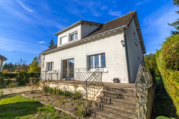 Maison Gièvres 6 pièce(s) 142 m2