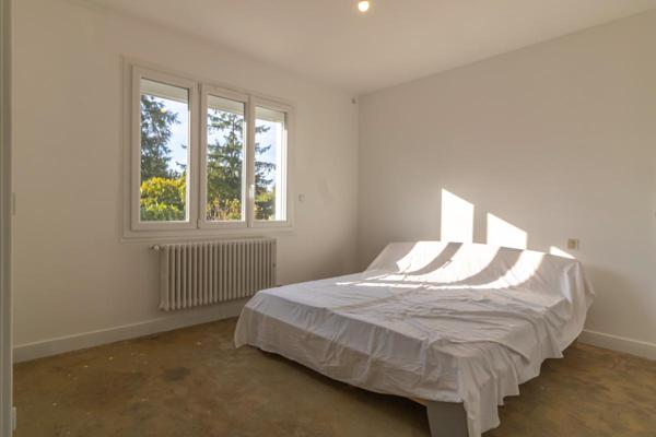 Maison Gièvres 6 pièce(s) 142 m2