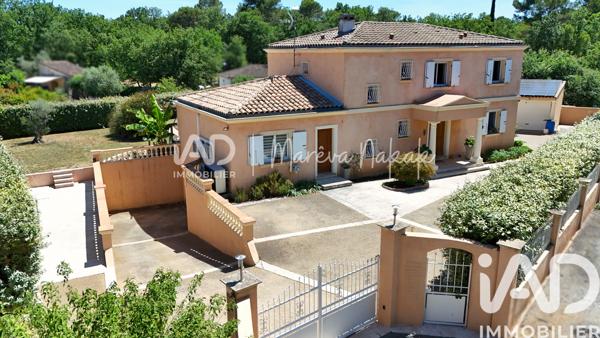 Maison à vendre 7 pièces 240,67 m² Trans-en-Provence