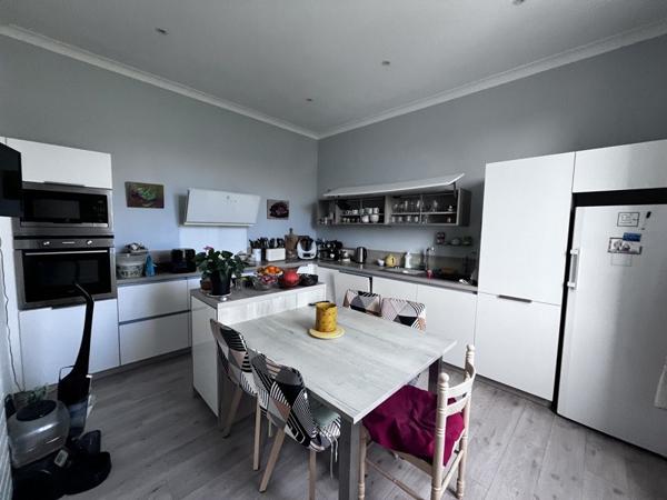 Maison à vendre |  Montmoreau-Saint-Cybard |  7 pièces | 170 m²