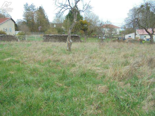 A deux pas de COMMERCY TAB de 8 a 98