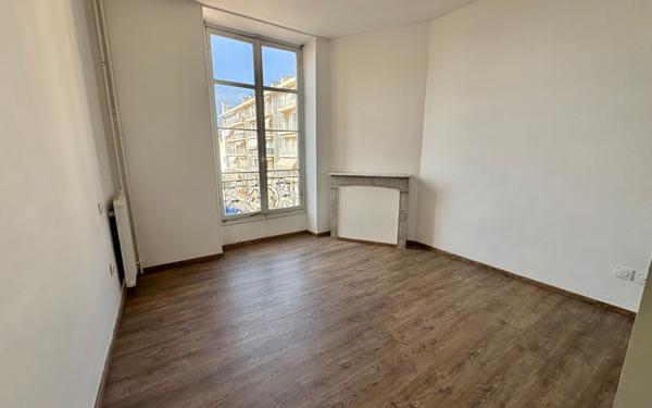 Appartement à louer    3 pièces • 60,40 m2 Nice