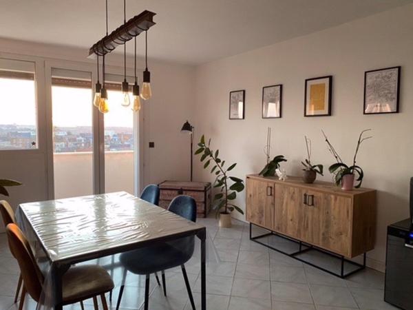 Appartement à cinq minutes à pied  du centre de Saint Quentin.