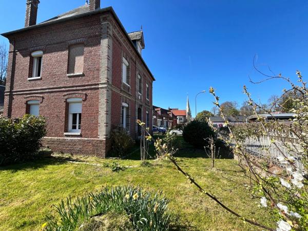 MAISON DE CHARME à vendre 8 pièces CENTRE AUFFAY (76)