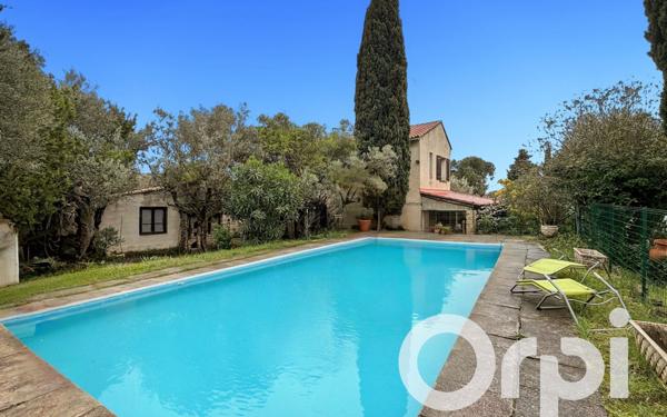 Maison à vendre    7 pièces •  Beaucaire