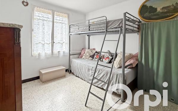 Maison à vendre    7 pièces •  Beaucaire