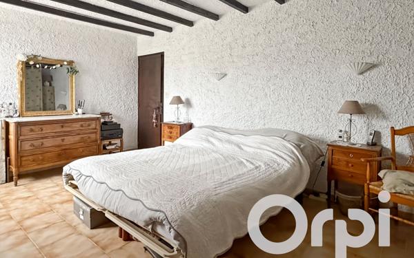 Maison à vendre    7 pièces •  Beaucaire