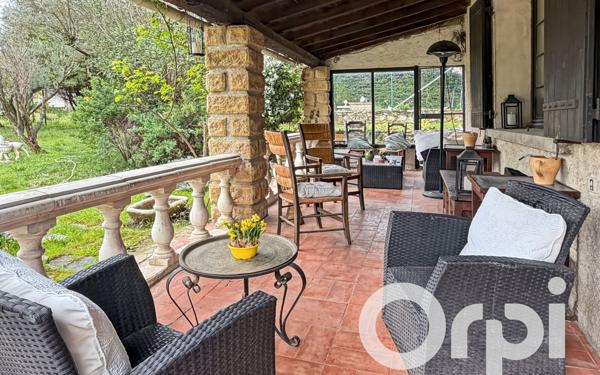 Maison à vendre    7 pièces •  Beaucaire