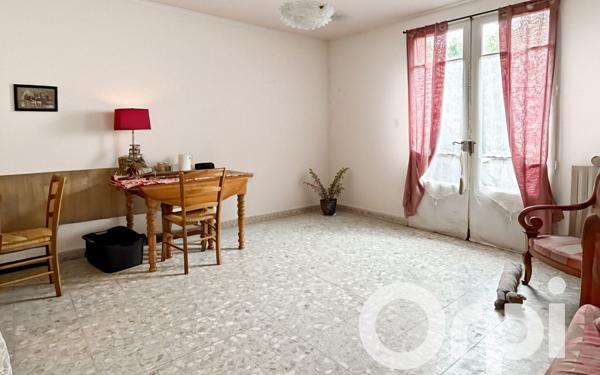 Maison à vendre    7 pièces •  Beaucaire