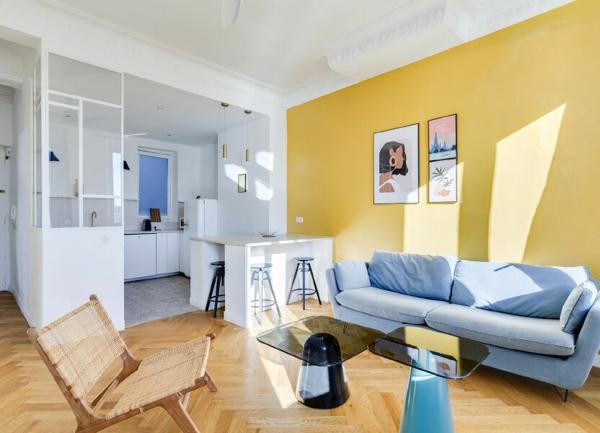 Appartement à vendre    3 pièces • 68,72 m2 Marseille 2
